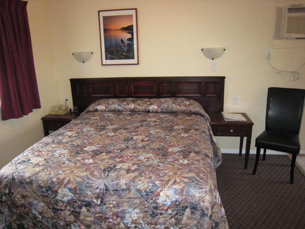 Johnny'S Motel Grand Forks Room photo