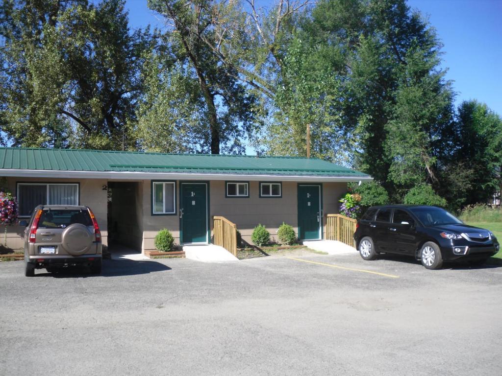 Johnny'S Motel Grand Forks Exterior photo